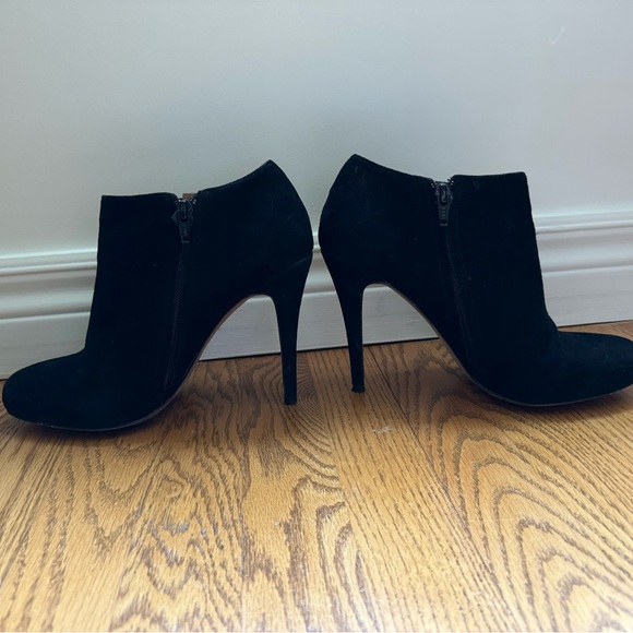 Aldo Booties with 4” Heel - Picture 8 of 9